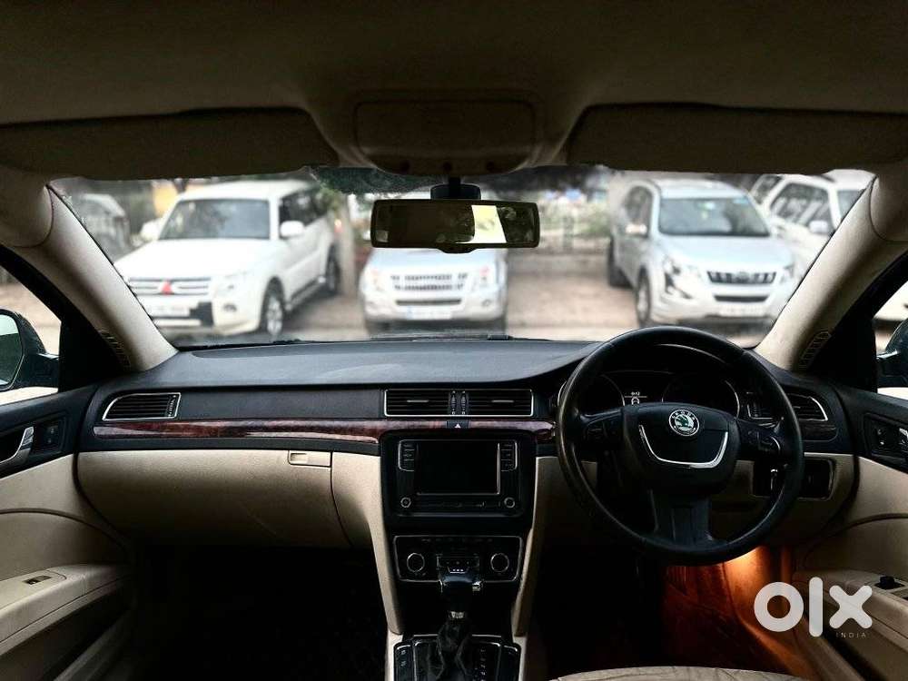 Skoda Superb 1.8 Elegance Tsi At, 2011, Petrol