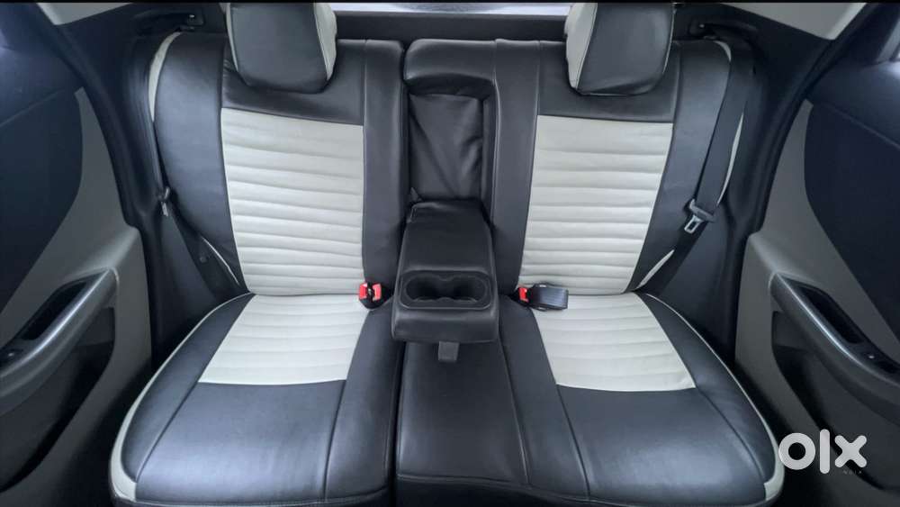 Tata Nexon 1.2 Revotron Xz Plus Dual Tone, 2018, Petrol