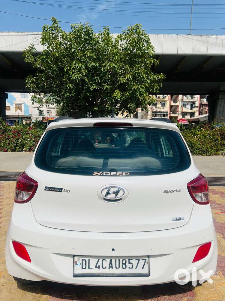 Hyundai Grand I10 Sportz, 2016, Petrol