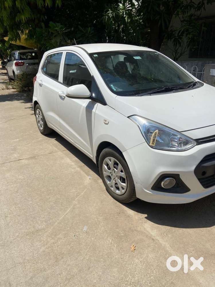 Hyundai Grand I10 2013 Petrol Well Maintained