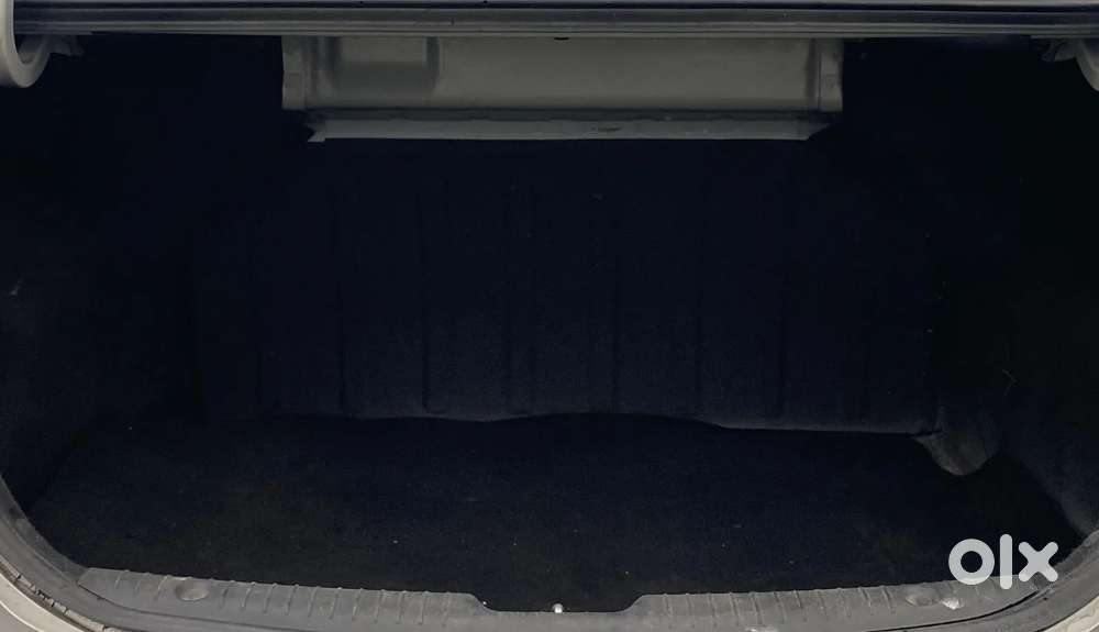 Hyundai Verna Fluidic 1.6 Vtvt Sx, 2013, Petrol