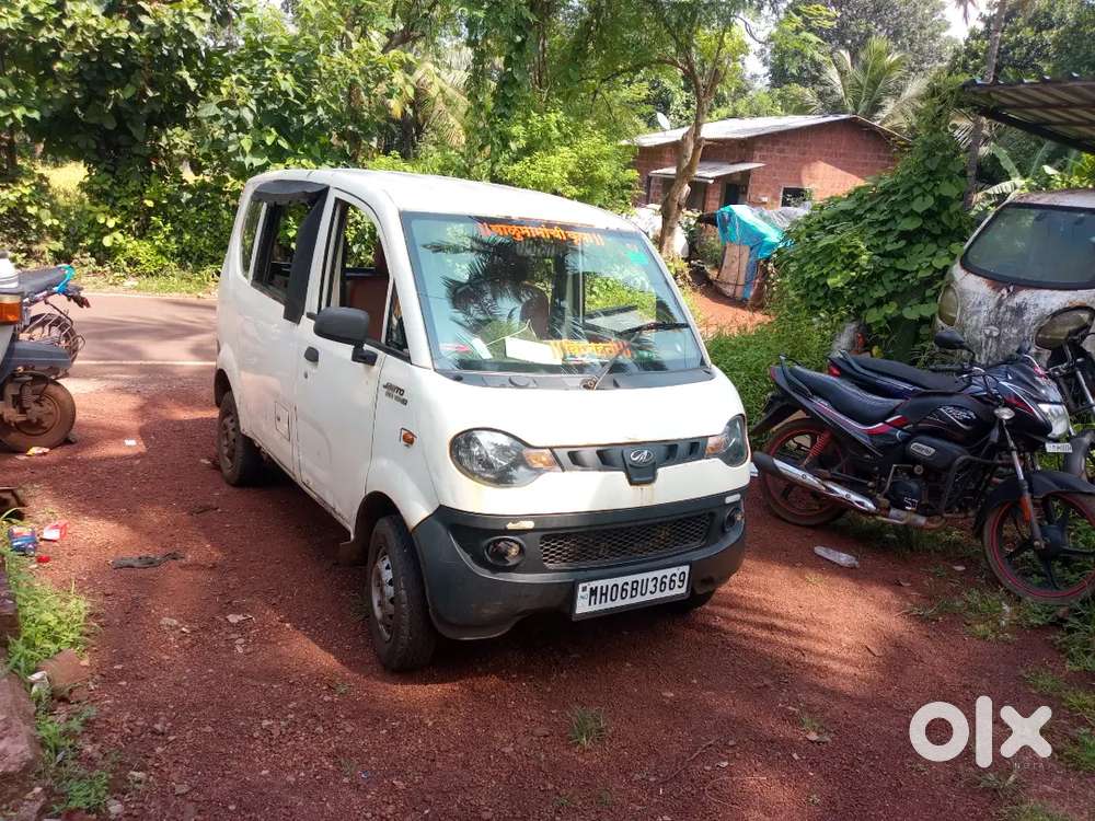Mahindra Jeeto Minivan