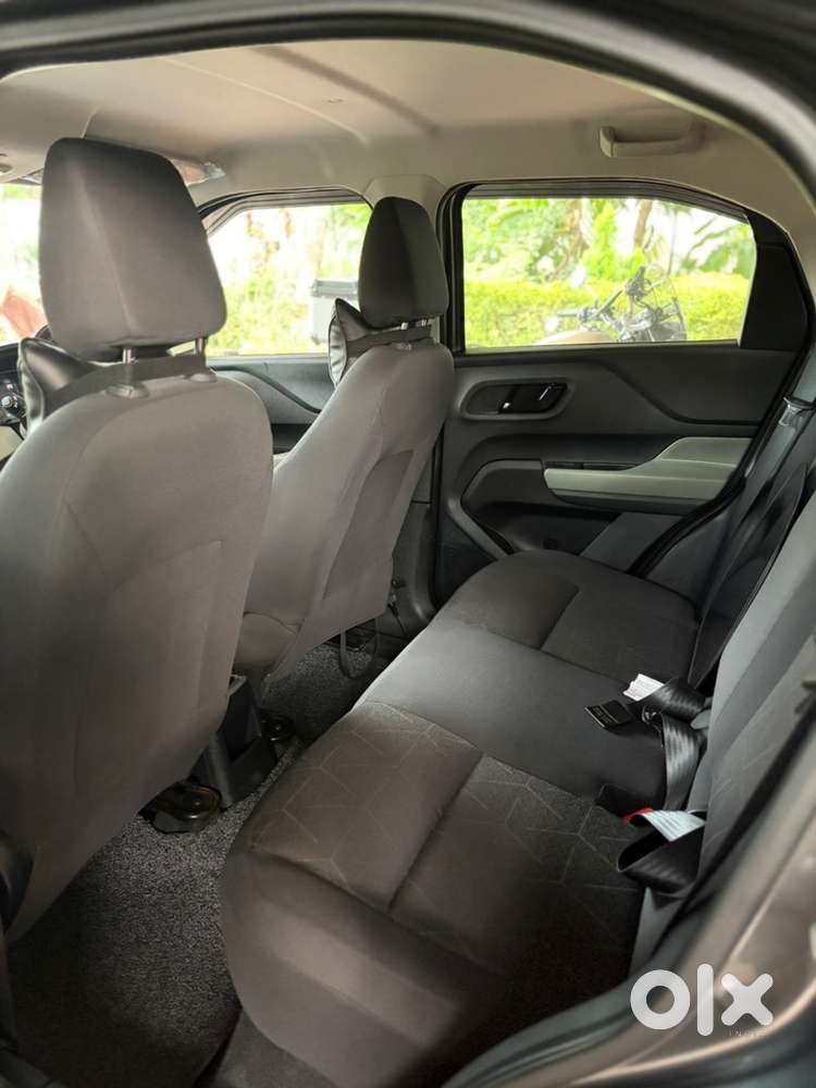 2021 Tata Punch Petrol Manual