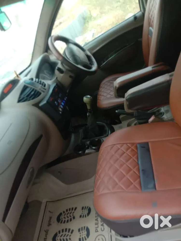 Mahindra Xylo H8 Diesel 2014 Air Bags