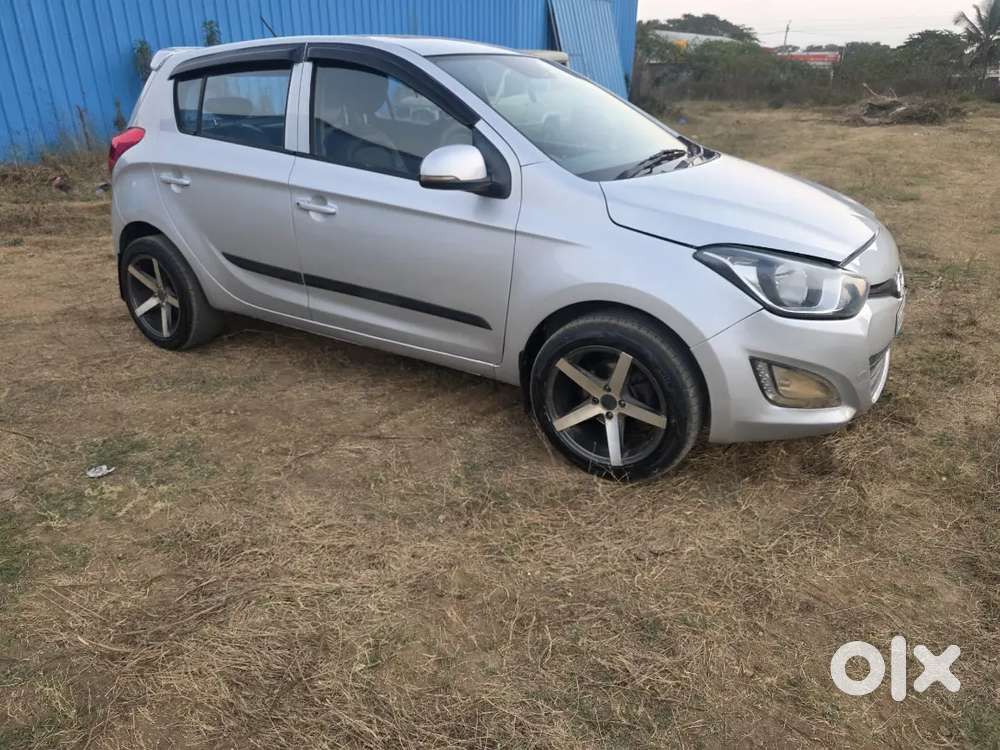 Hyundai I20 2014 Diesel 105000 Km Driven