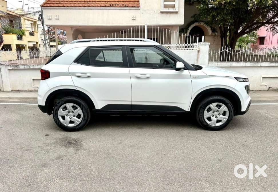 Hyundai Venue S Mt 1.2 Kappa, 2021, Petrol