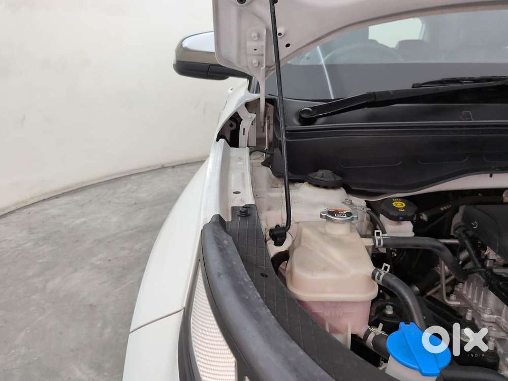 Hyundai Venue 1.0 S (o) Turbo Dct, 2024, Petrol