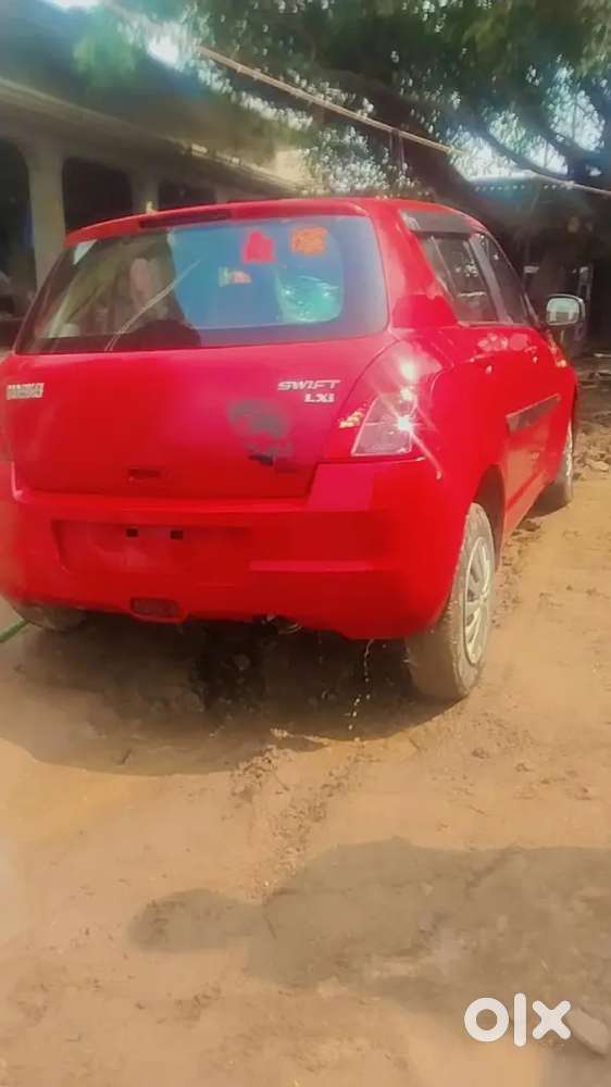 Maruti Suzuki Swift 20 Cng & Hybrids 100000 Km Driven