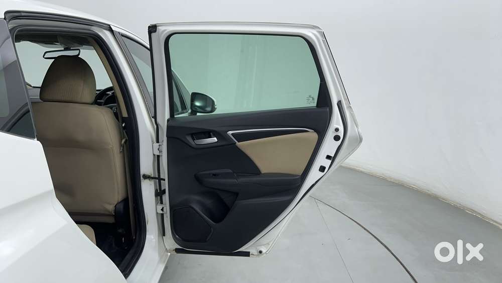 Honda Jazz V Cvt, 2016, Petrol