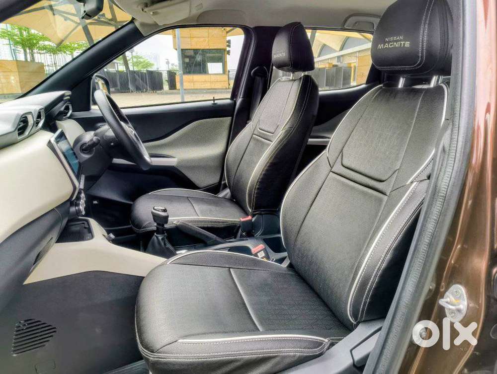 Nissan Magnite 1.0 Xv, 2022, Petrol