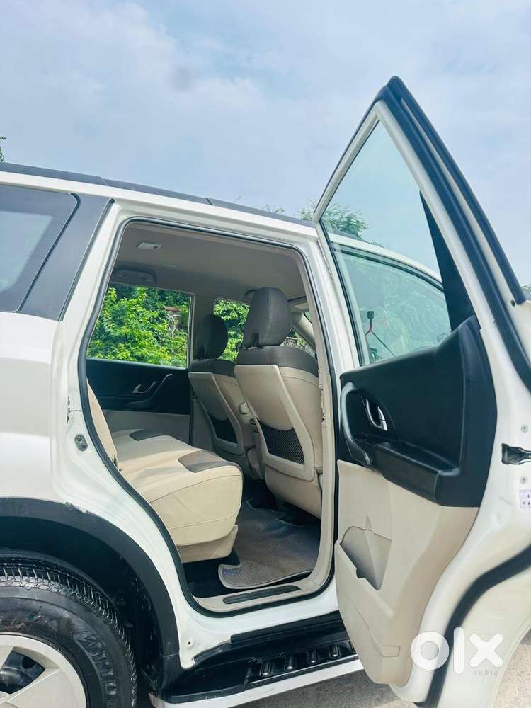 Mahindra Xuv500 W6 2wd, 2016, Diesel