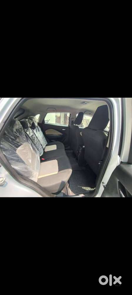 Toyota Glanza 1.2 V Amt, 2025, Petrol