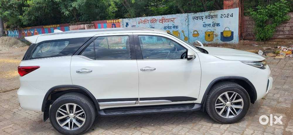 Toyota Fortuner 4x4 At, 2017, Diesel