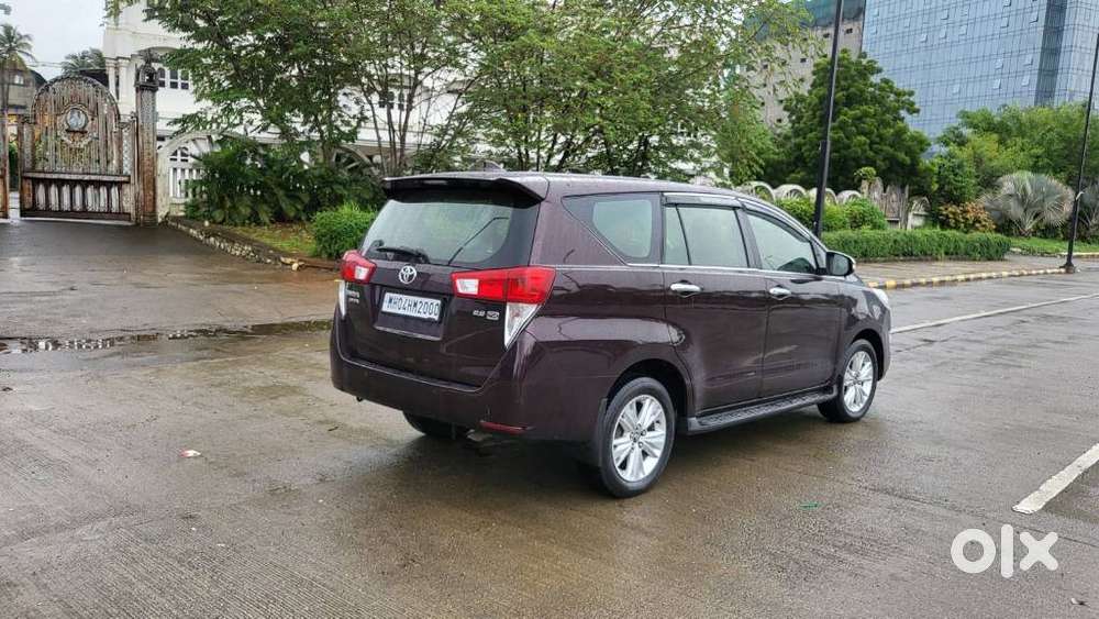 Toyota Innova Crysta 2.8z Automatic, 2016, Diesel