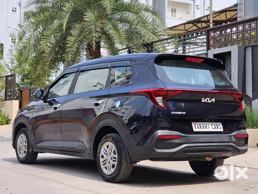 Kia Carens G 1.5 6mt Premium (o) 7-seater, 2024, Petrol