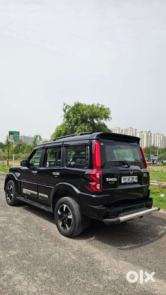 Mahindra Scorpio Classic 2.2 S 11 Mt 7 Str, 2024, Diesel