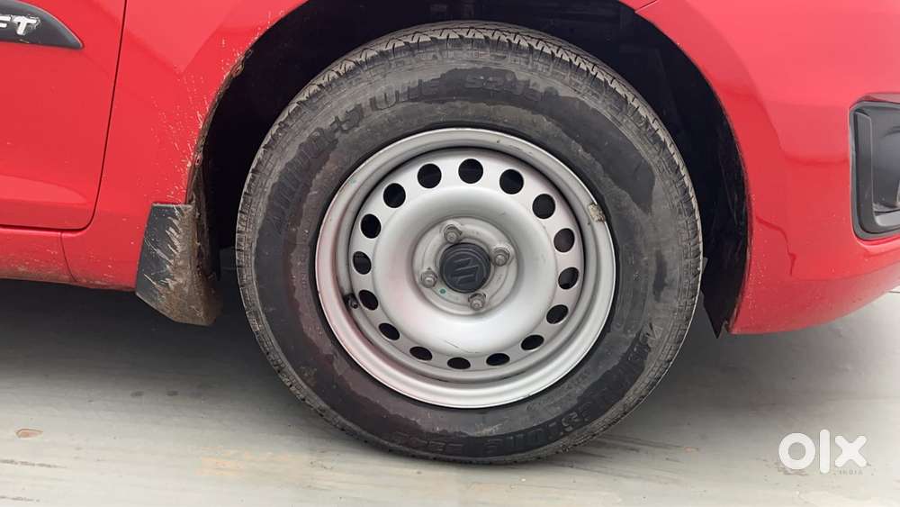 Maruti Suzuki Swift 1.2 Lxi (o), 2015, Petrol