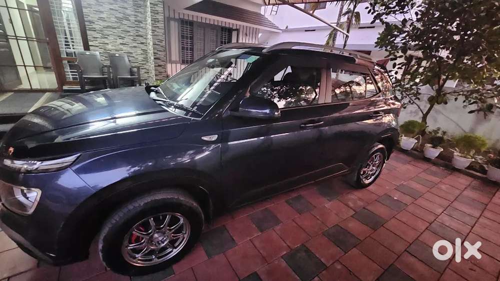 Hyundai Venue Petrol 2020