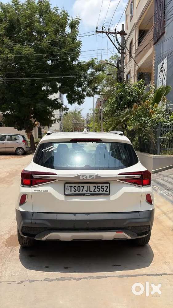 Less Driven Seltos Diesel With Showroom Like Condition