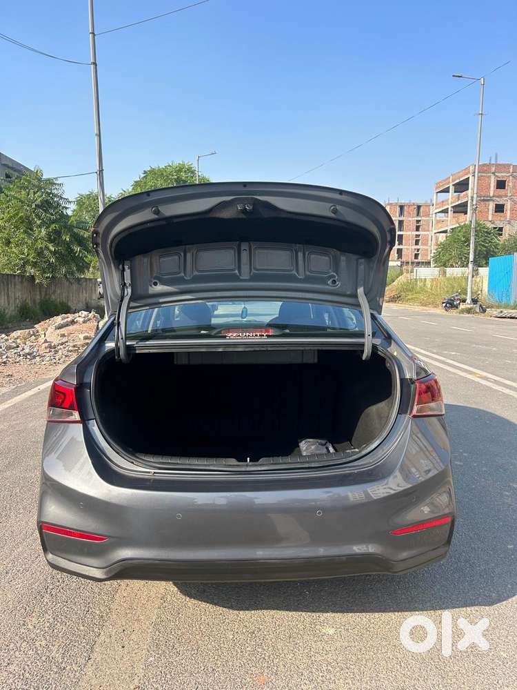 Hyundai Verna 1.6 Vtvt Sx, 2018, Petrol
