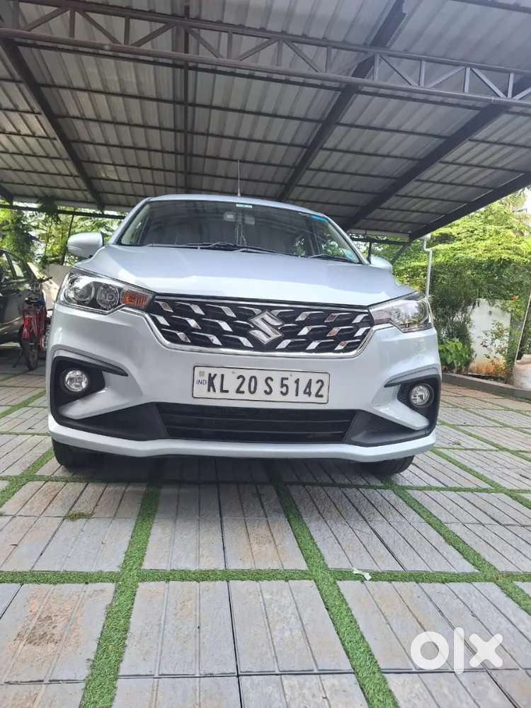Maruti Suzhuki Eritga Hybrid Zxi +