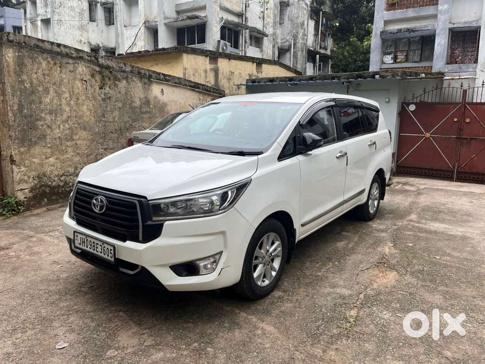 Toyota Innova Crysta 2024 Diesel Manual Commerial