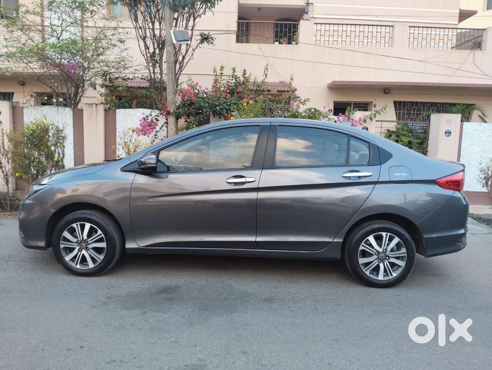Honda City I-vtec V, 2020, Petrol