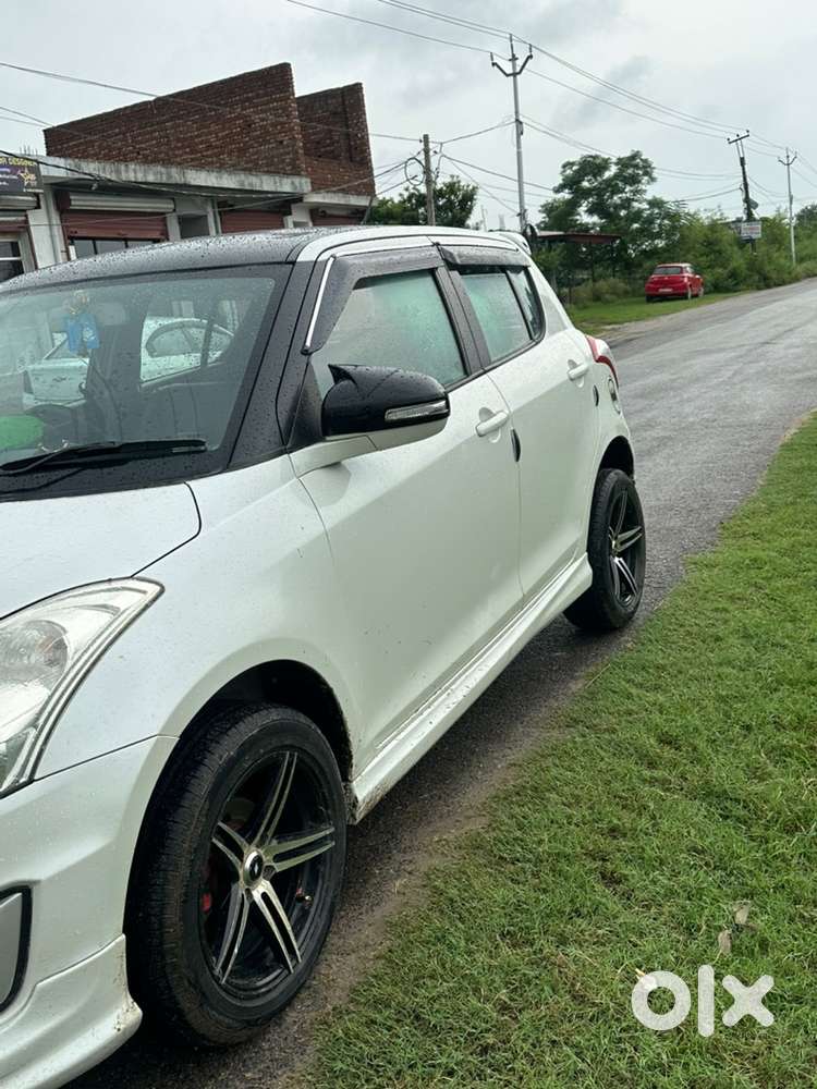 Maruti Swift Petrol 2015
