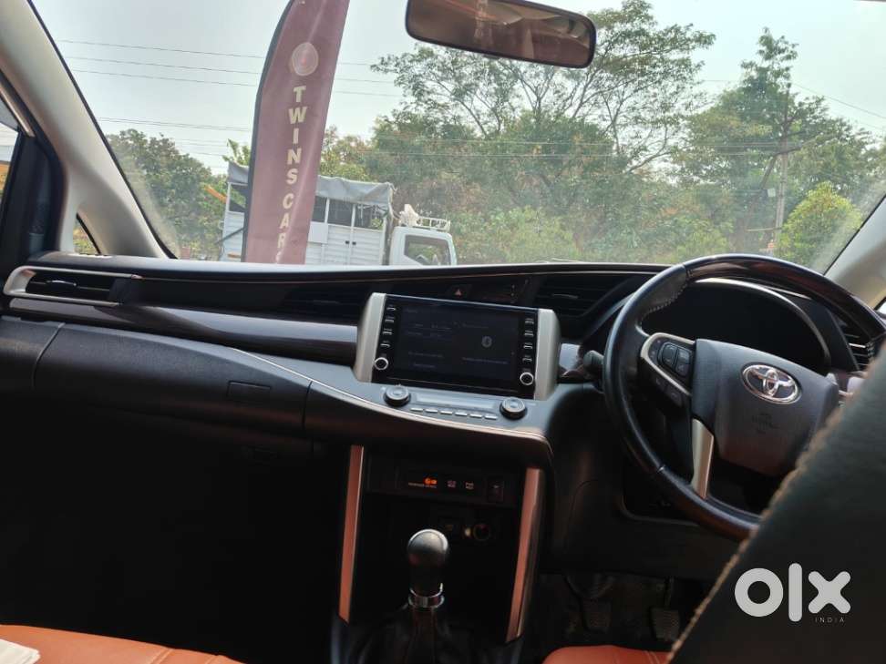 Toyota Innova Crysta 2.4 V 8 Str, 2021, Diesel