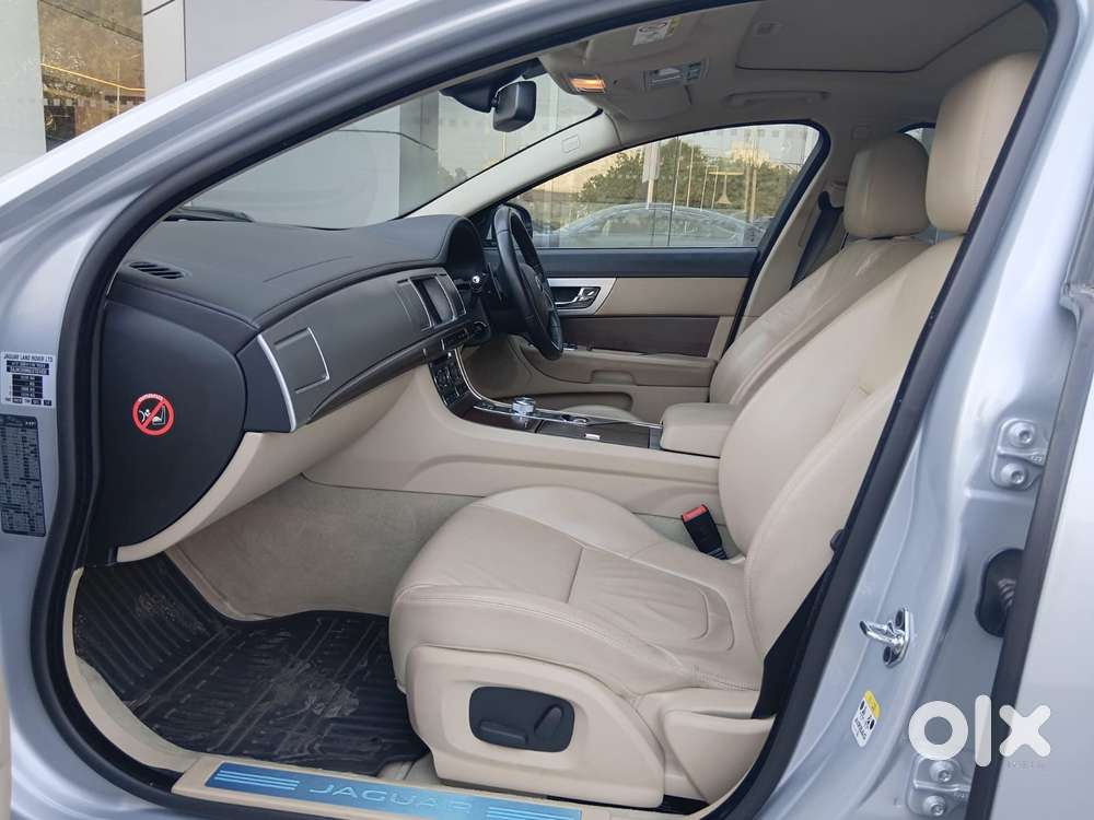 Jaguar Xf Petrol 2.0, 2014, Petrol