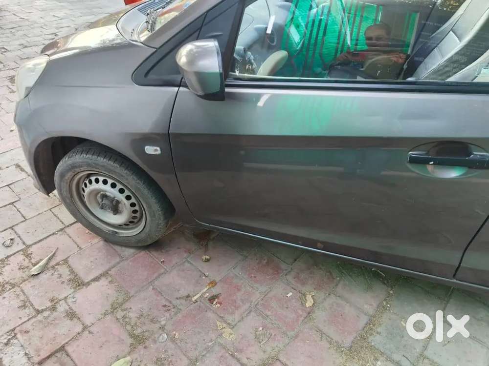 Honda Brio Petrol Mt 2nd Owner