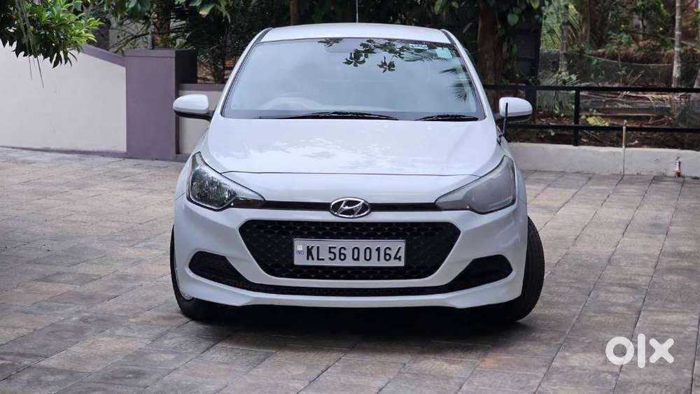 Hyundai I20 Petrol Era, 2016, Petrol