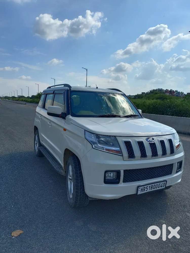 Mahindra Tuv 300 2017 All Ok And With Service Records And Vip Number