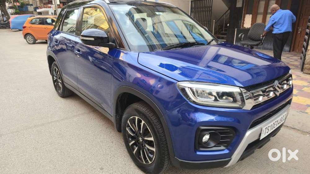 Maruti Suzuki Brezza 1.5 Zxi Smart Hybrid Dual Tone, 2020, Petrol