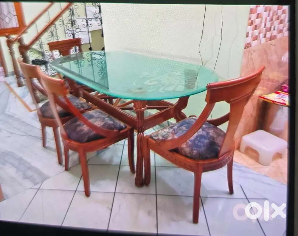 Dining table