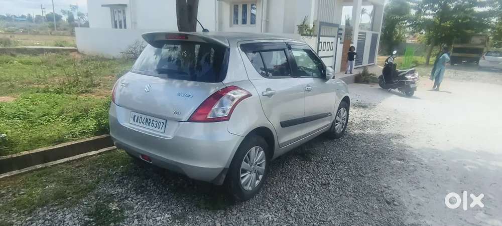 Maruti Suzuki Swift 2016 Petrol 79000 Km Driven