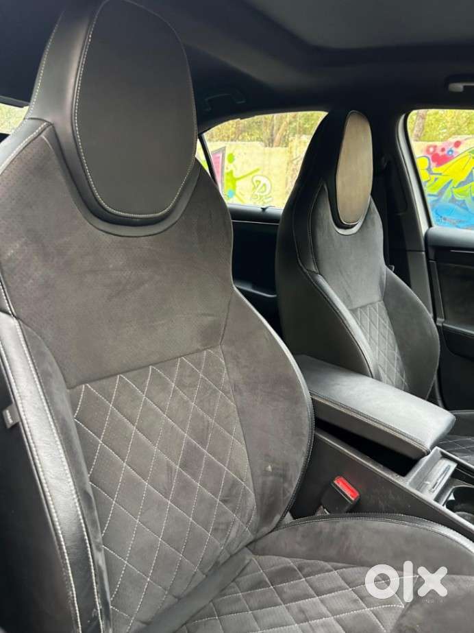 Skoda Superb 2.0 Sportline Tsi At, 2023, Petrol