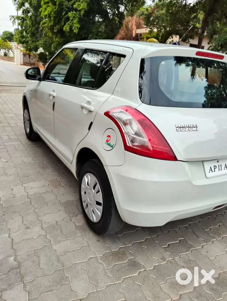 Maruti Suzuki Swift 1.3 Vxi, 2014, Petrol