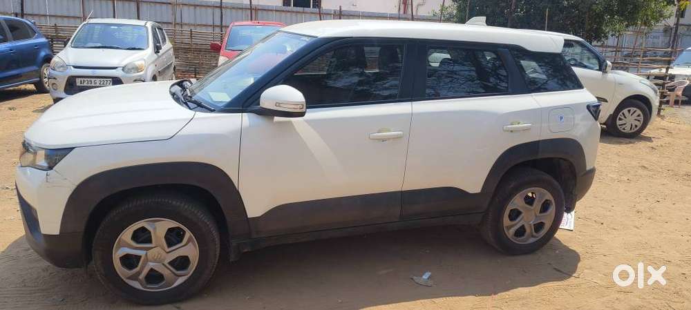Maruti Suzuki Brezza 1.5 Vxi Smart Hybrid, 2022, Petrol
