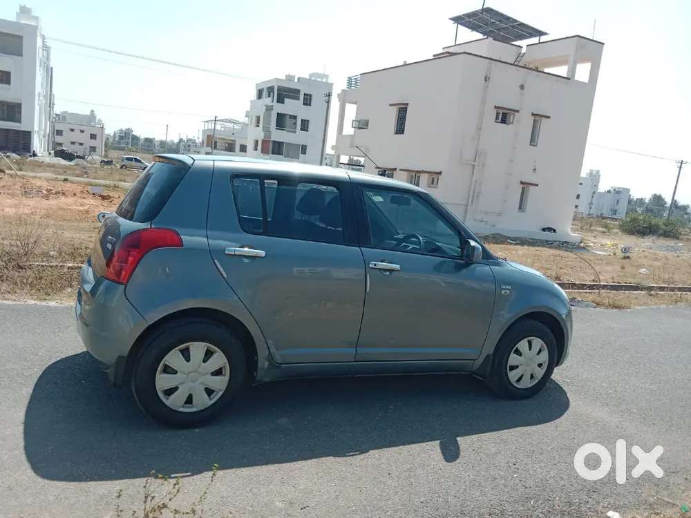 Maruti Suzuki Swift 2010 - 2011 Diesel Well Maintained