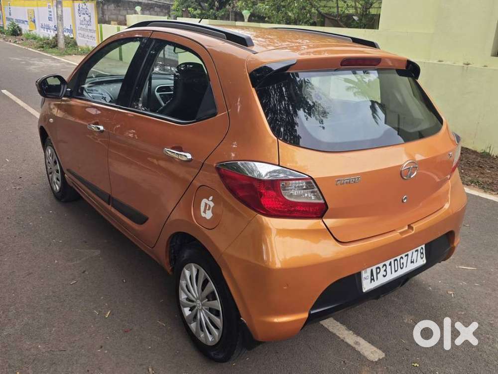 Tata Tiago 1.2 Revotron Xt, 2016, Petrol