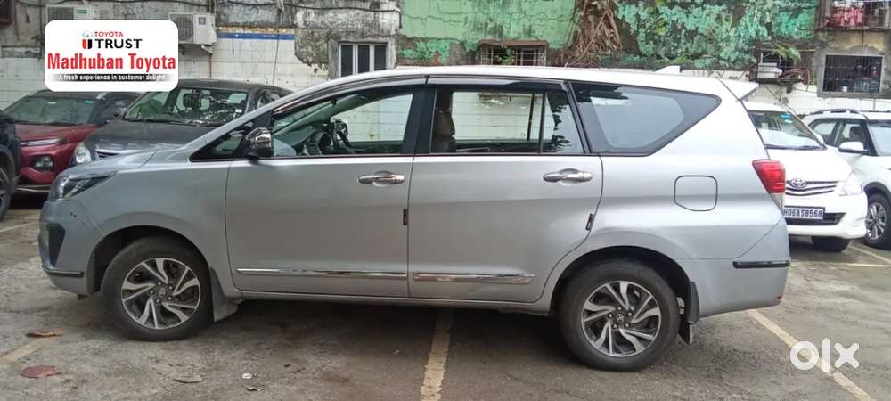 Toyota Innova Crysta [2020-ongoing] 2.4 Gx 8 Str, 2022, Diesel