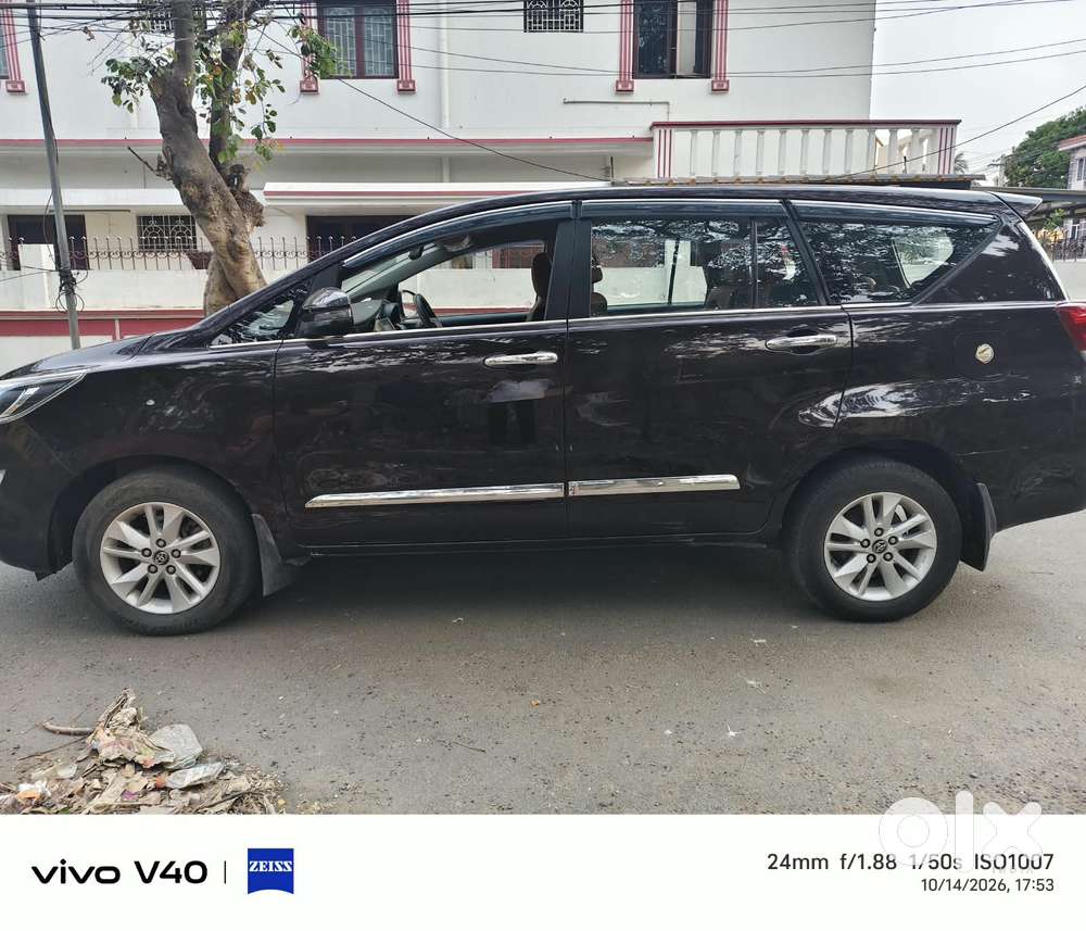 Toyota Innova Crysta 2.4 G Mt 7 Str, 2018, Diesel