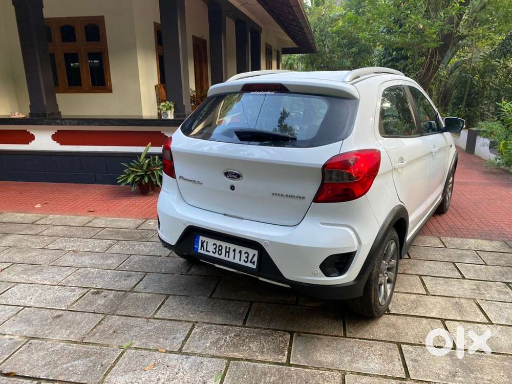 Ford Freestyle Petrol 2019