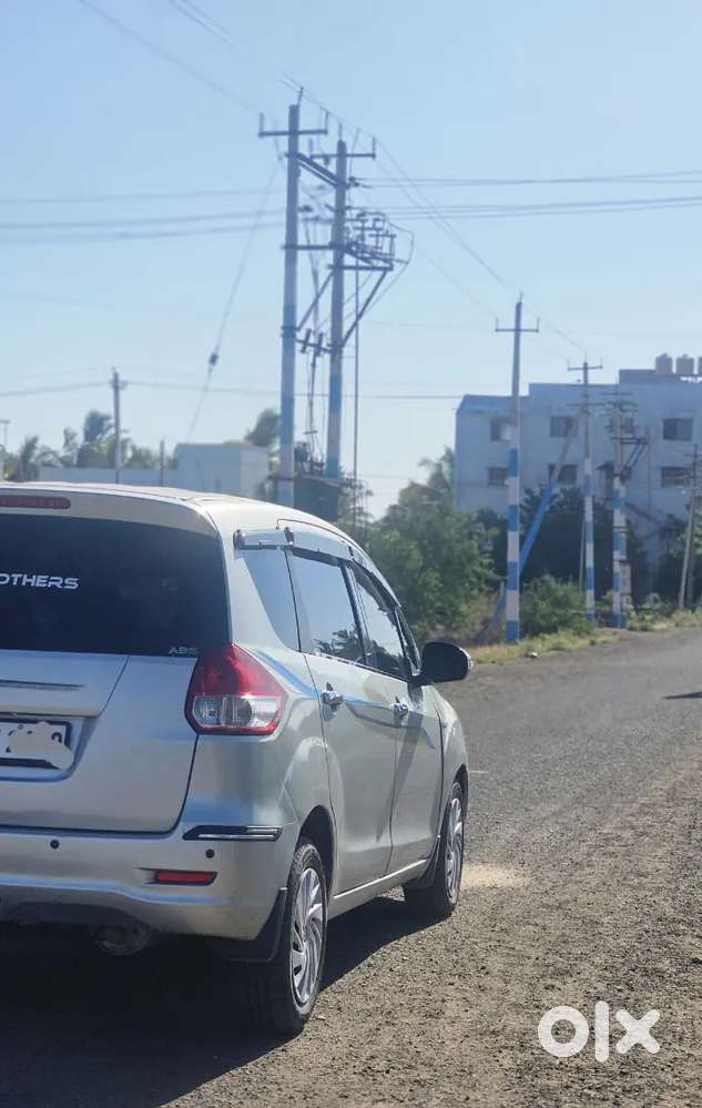 Maruti Suzuki Ertiga 2012  
Only Genuine Buyers Cl Me