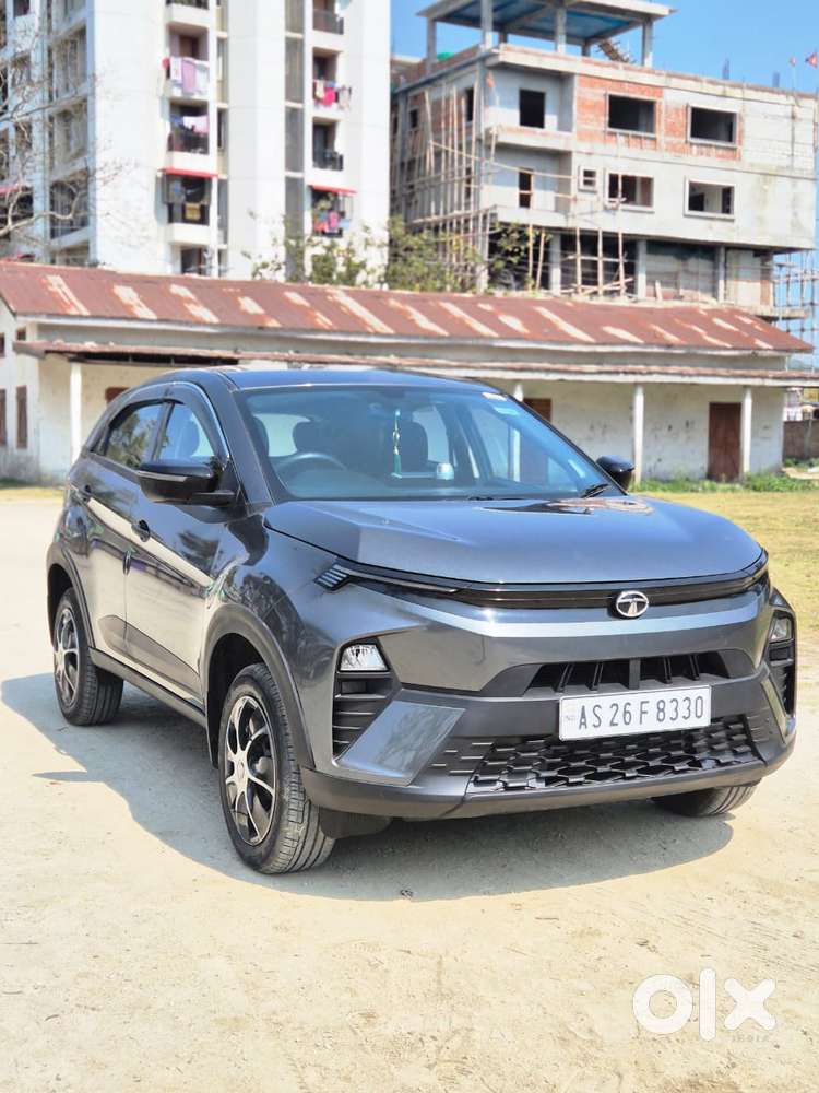 Tata Nexon Smart Plus1.2 Revotron Petrol 5 Mt, 2023, Petrol