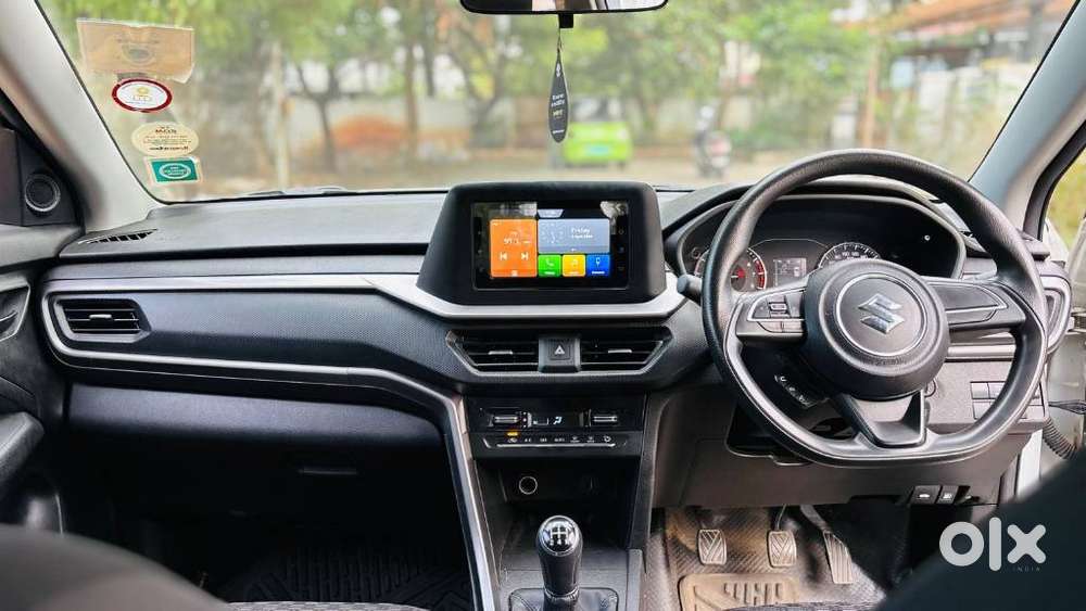 Maruti Suzuki Brezza 1.5 Vxi Smart Hybrid, 2023, Petrol