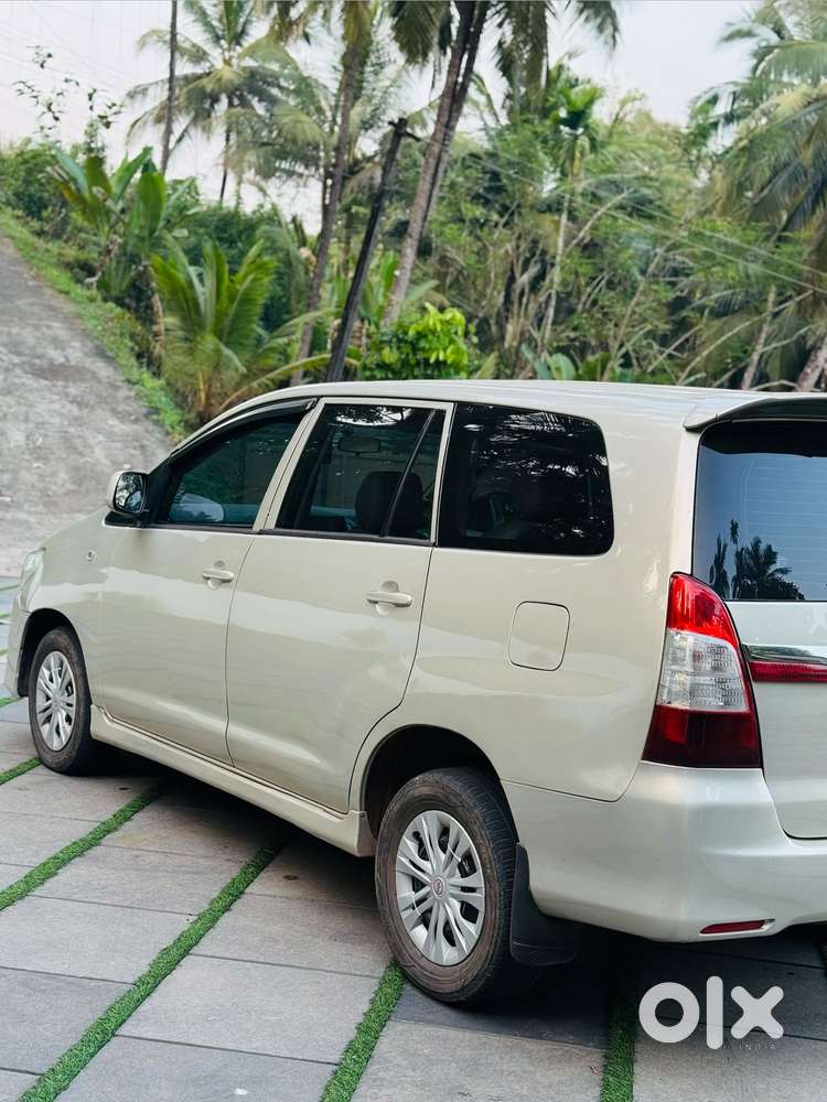 Toyota Innova [2013-2016] 2.5 G4 7 Str, 2013, Diesel
