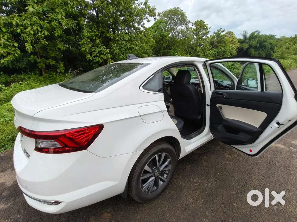 Skoda Slavia 2025 Petrol 14000 Km Driven