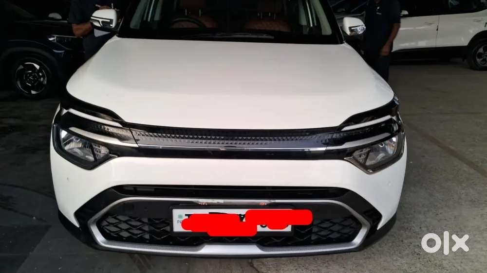 Kia Carens 2022 Petrol 32600 Km Driven